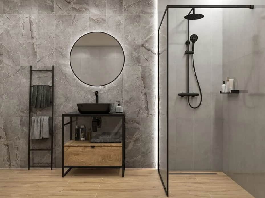 Czy duże płytki pasują do małej łazienki? Oto zaskakujące korzyści